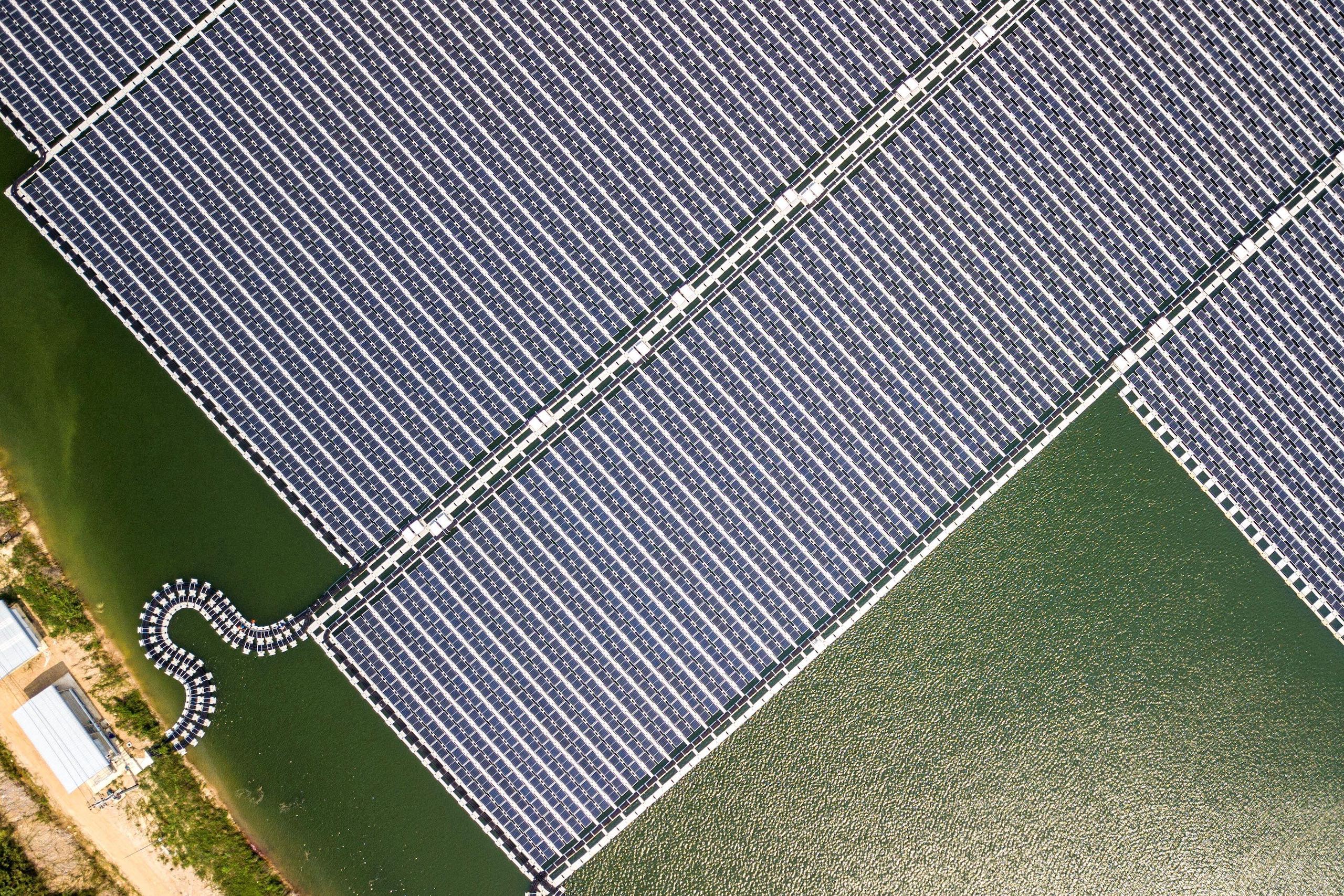 <p>Aerial view of a floating solar project in Rayong province, Thailand, constructed by Thai energy company Banpu with support of Chinese technology company Huawei (Image: Wang Teng / Xinhua / Alamy)</p>