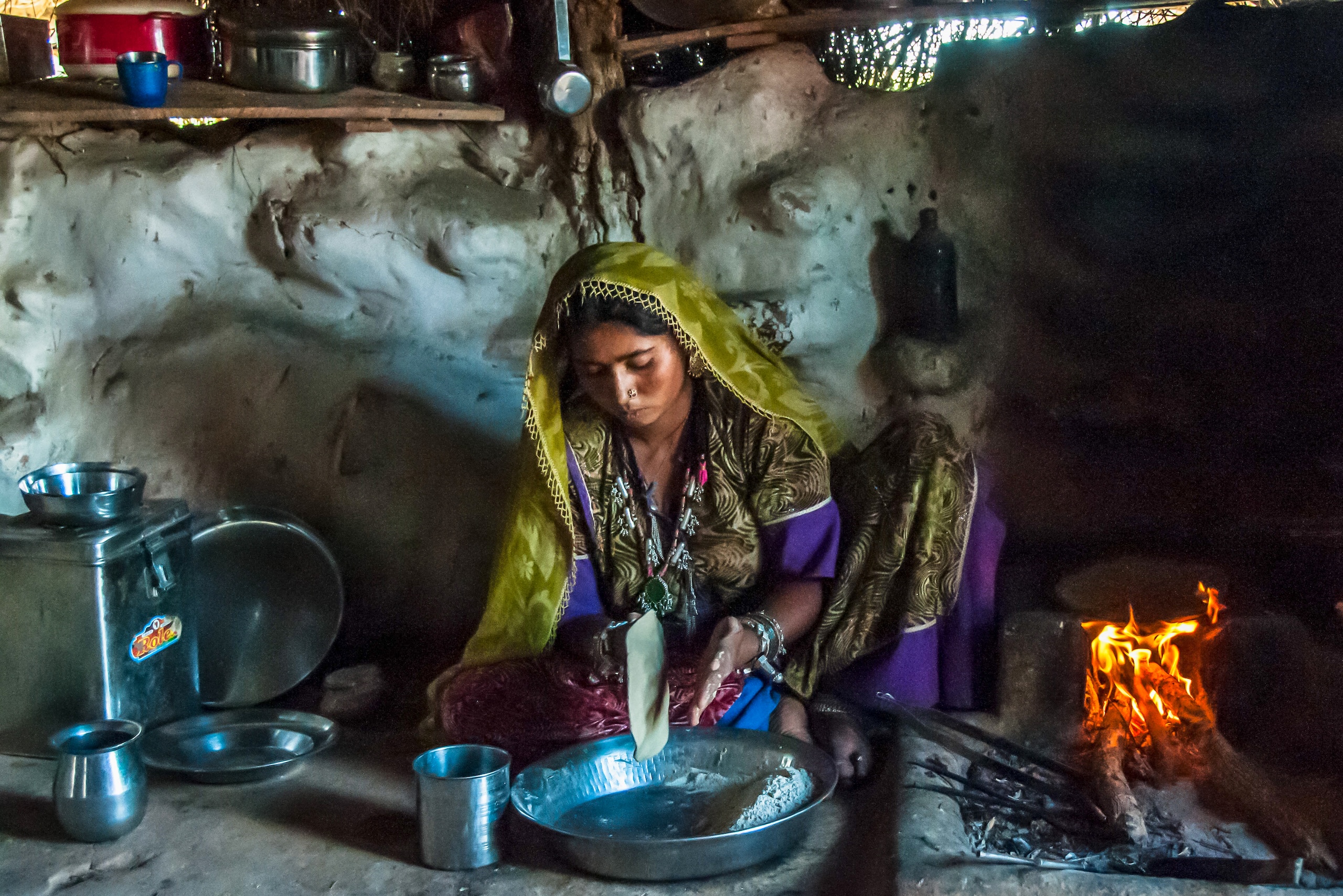 <p>For many women across India, cooking cannot stop when temperatures soar. Kitchens, such as this one in Rajasthan, are some of the hottest places to work (Image: stefanobarze / Alamy)</p>
