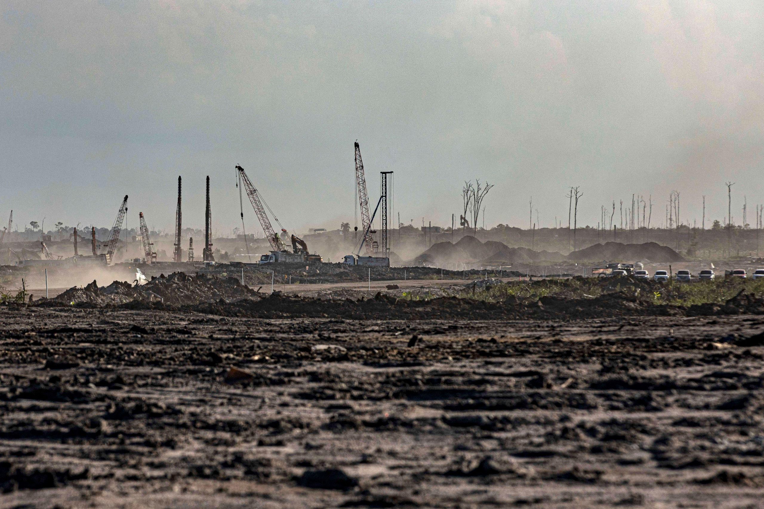 <p>Construction underway at Indonesia’s Kalimantan Industrial Park. A USD 6 billion integrated petrochemicals complex is being built in the park by a Chinese consortium as a key project under the Belt and Road Initiative (Image: Yusuf Wahil / Associated Press / Alamy)</p>