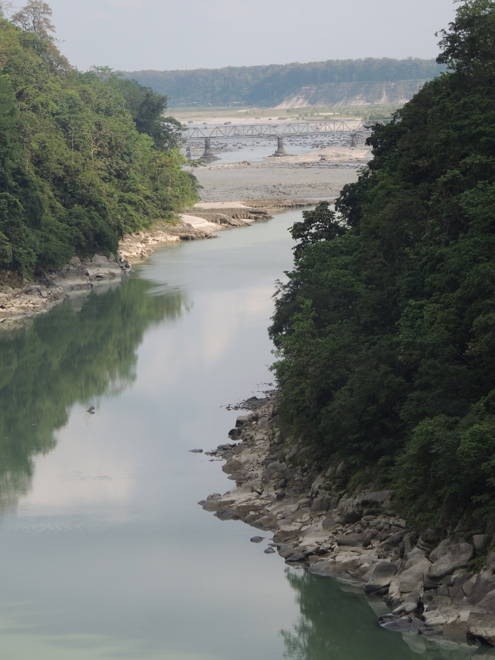 Teesta River shown to have almost run dry 
